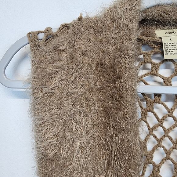 Escio Crochet Back Cardigan Size L Tan Sleeveless Draped Open Fuzzy Eyelash Chic - Picture 9 of 9
